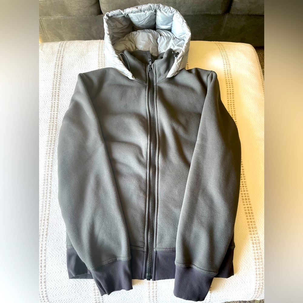 Men’s Lululemon puffer jacket